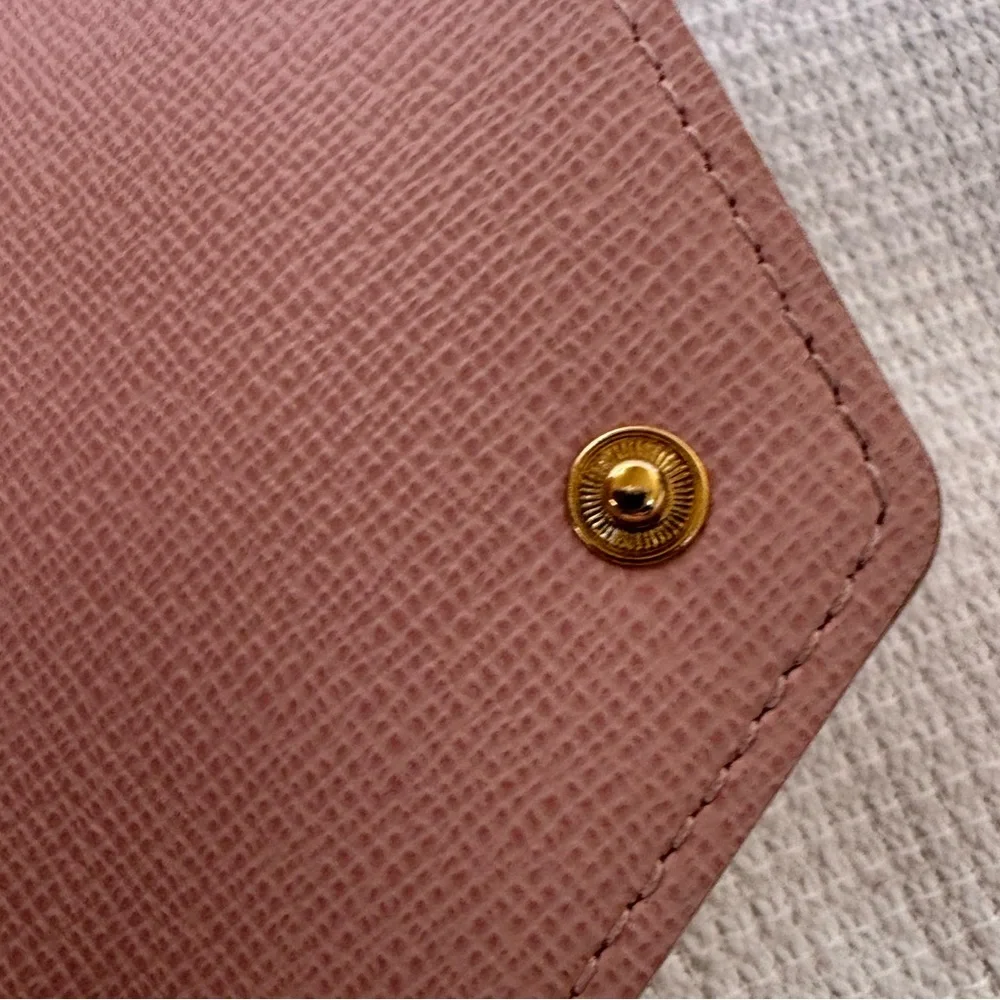 Louis Vuitton Porte feuille Victorine Damier Azur Rose Ballernia Wallet EUC - Picture 10 of 16